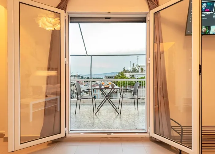 s Acropolis House